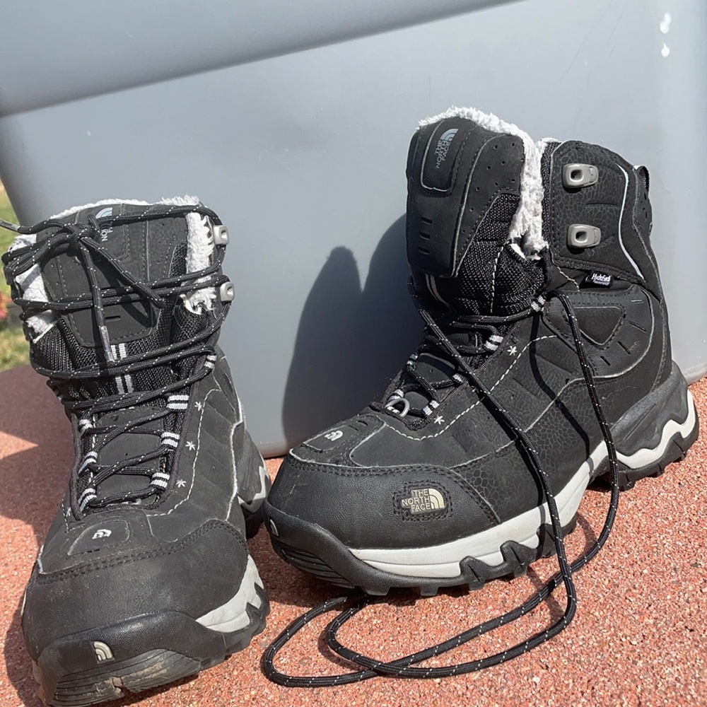 Waterproof hiking / snow/ snowshoe boot.